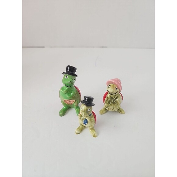 Miniature Ladybug Family Bone China Figurines Made in Shiken Japan Vintage NIB - Picture 1 of 16